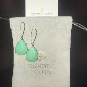 Kendra Scott Allison Long Drop Earrings in Mint